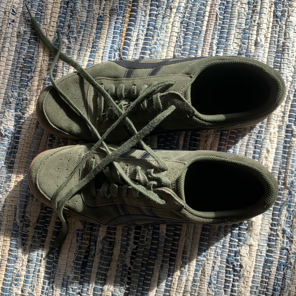 ASICS Men’s Gel Sneakers, size 12